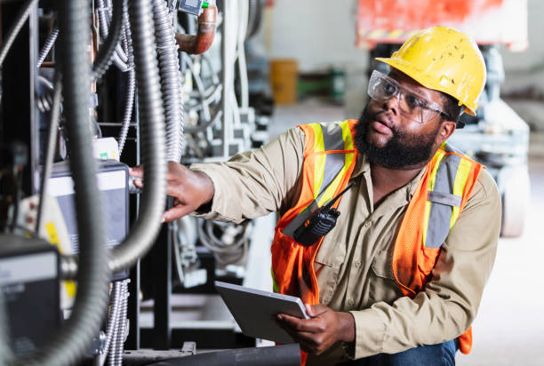 Best Electric Panel Repair  in Labasas, CA